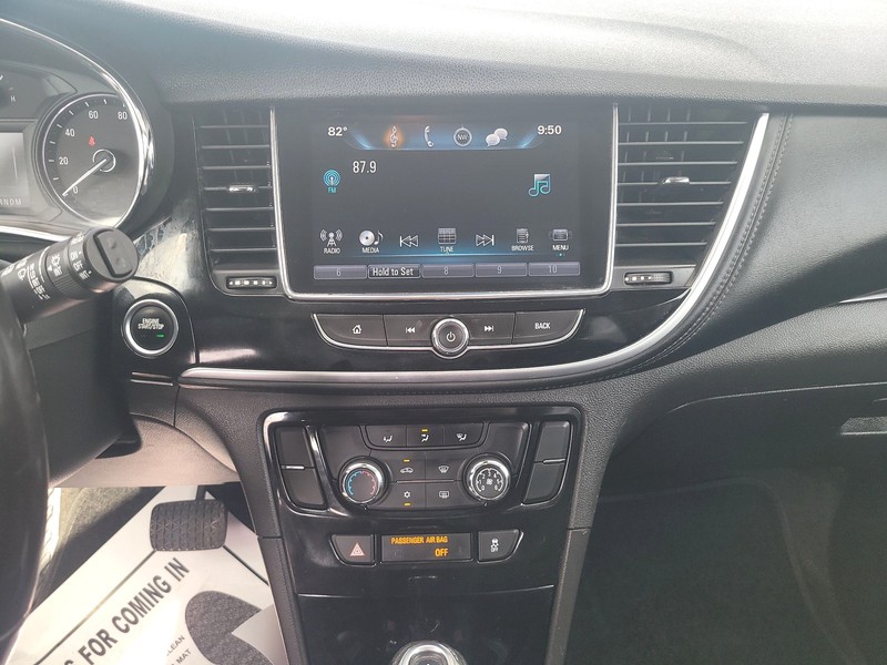 Buick Encore Vehicle Full-screen Gallery Image 12