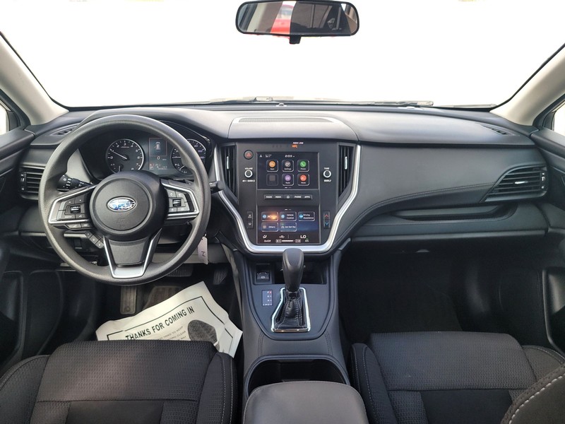 Subaru Outback Vehicle Full-screen Gallery Image 16