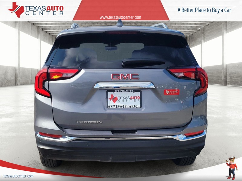 GMC Terrain Vehicle Full-screen Gallery Image 6