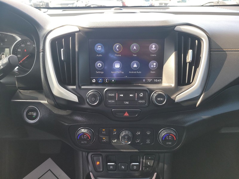 GMC Terrain Vehicle Full-screen Gallery Image 12