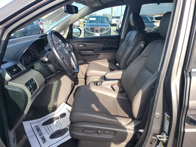 Honda Odyssey Vehicle Full-screen Gallery Image 09