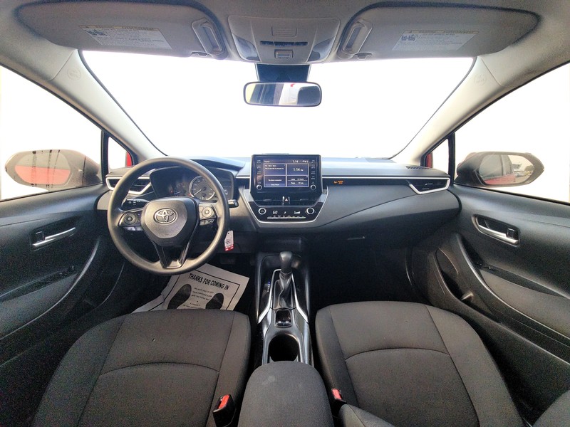 Toyota Corolla Vehicle Full-screen Gallery Image 14