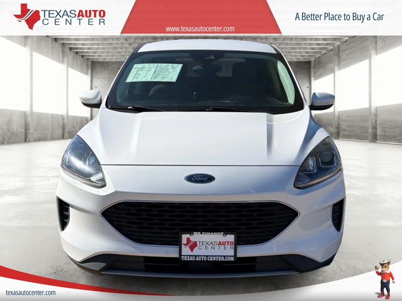 Ford Escape Vehicle Full-screen Gallery Image 3