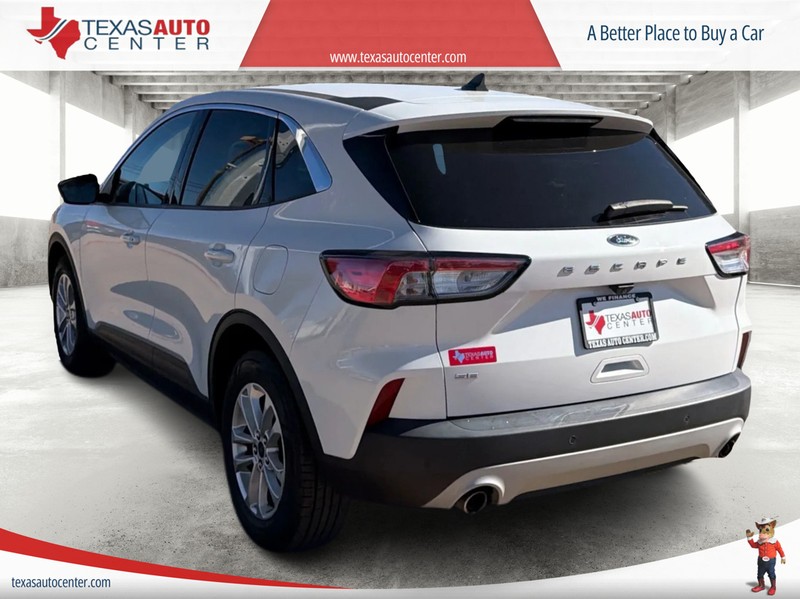 Ford Escape Vehicle Full-screen Gallery Image 8