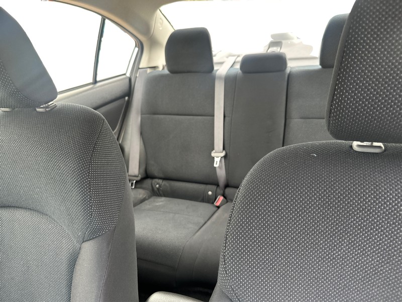 Subaru Impreza Sedan Vehicle Full-screen Gallery Image 10