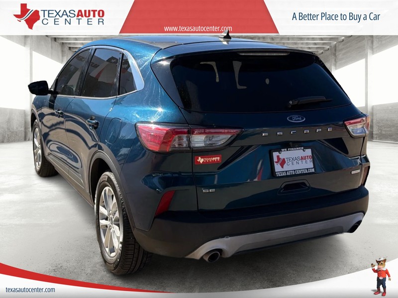 Ford Escape Vehicle Full-screen Gallery Image 08