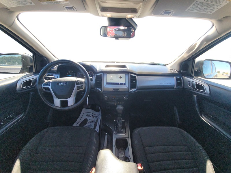 Ford Ranger Vehicle Full-screen Gallery Image 14