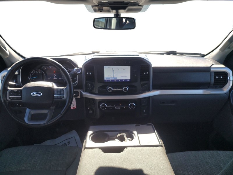 Ford F-150 Vehicle Full-screen Gallery Image 15