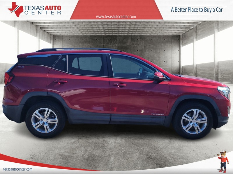 GMC Terrain Vehicle Full-screen Gallery Image 04