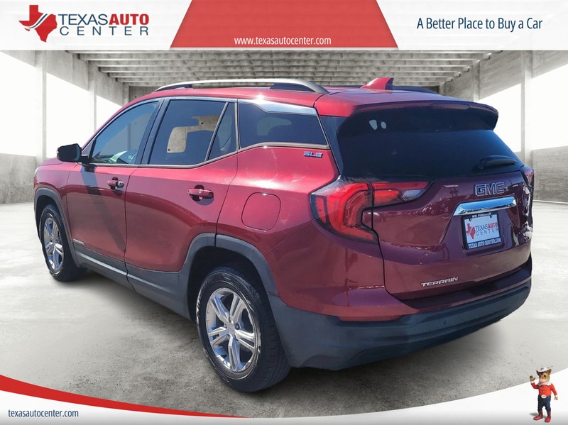 GMC Terrain Vehicle Full-screen Gallery Image 08