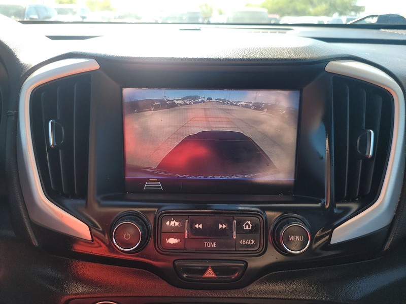 GMC Terrain Vehicle Full-screen Gallery Image 17