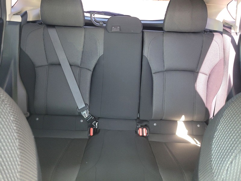 Subaru Impreza Vehicle Full-screen Gallery Image 13