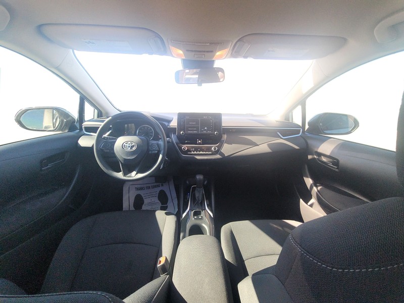 Toyota Corolla Vehicle Full-screen Gallery Image 14