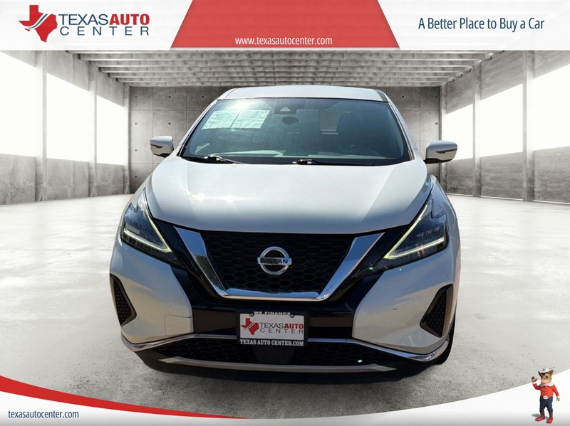 Nissan Murano Vehicle Full-screen Gallery Image 03