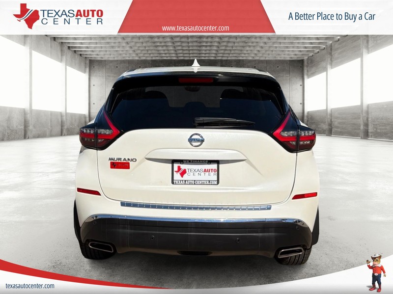 Nissan Murano Vehicle Full-screen Gallery Image 06