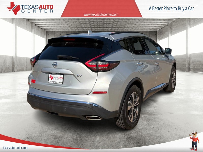 Nissan Murano Vehicle Full-screen Gallery Image 7