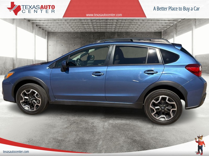 Subaru Crosstrek Vehicle Full-screen Gallery Image 05