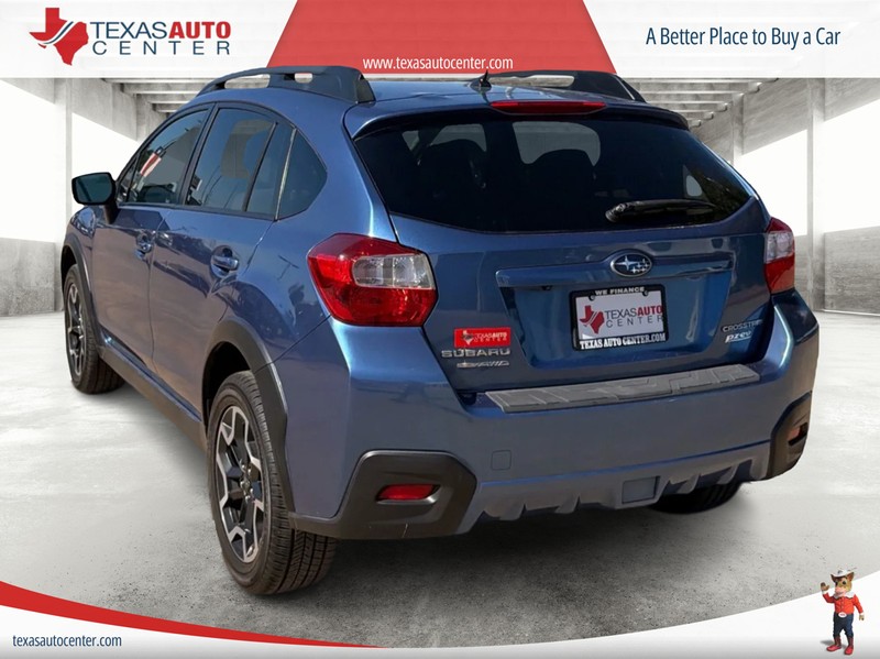 Subaru Crosstrek Vehicle Full-screen Gallery Image 08