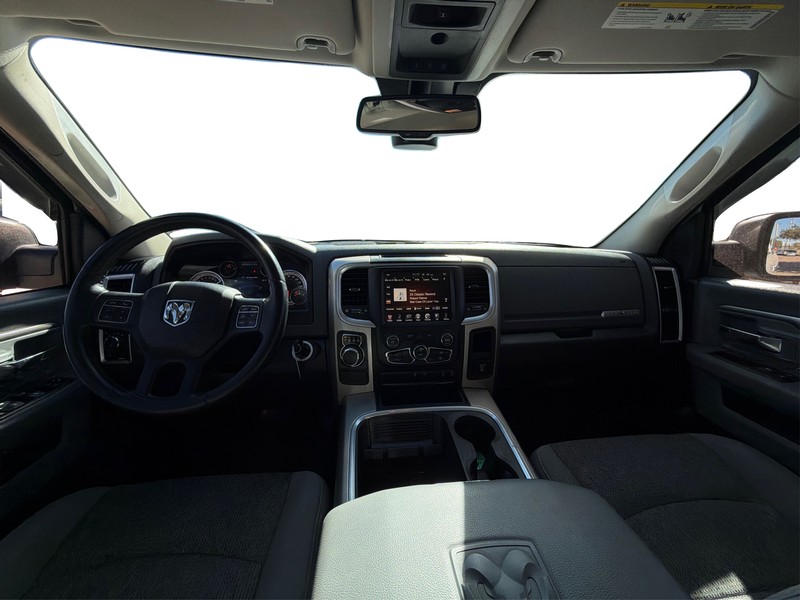 Ram 1500 Vehicle Full-screen Gallery Image 16