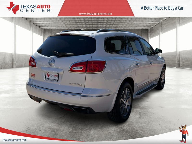 Buick Enclave Vehicle Full-screen Gallery Image 07