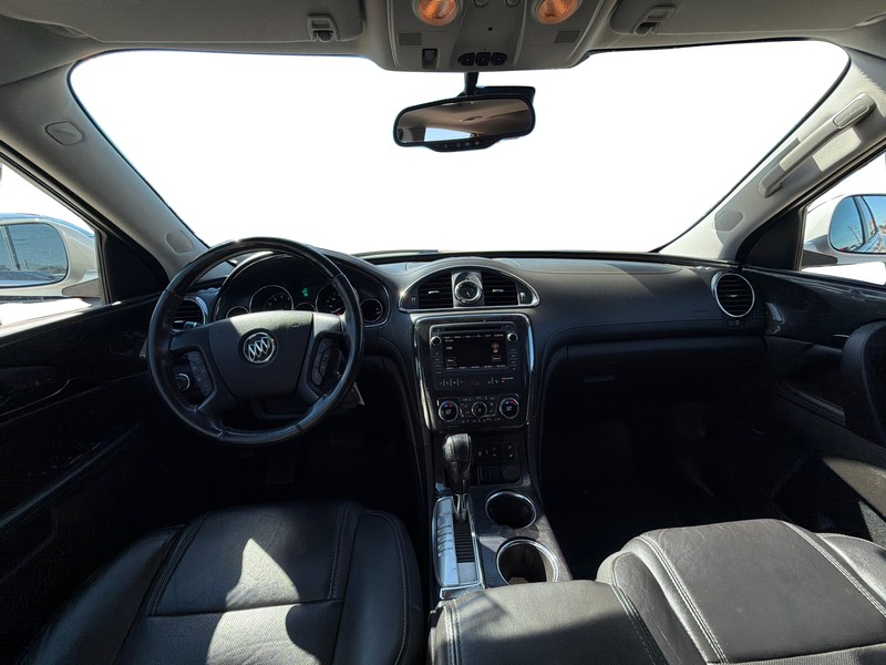 Buick Enclave Vehicle Full-screen Gallery Image 15