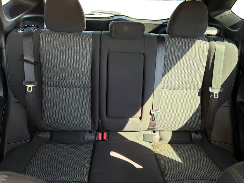 Nissan Rogue Sport Vehicle Full-screen Gallery Image 13