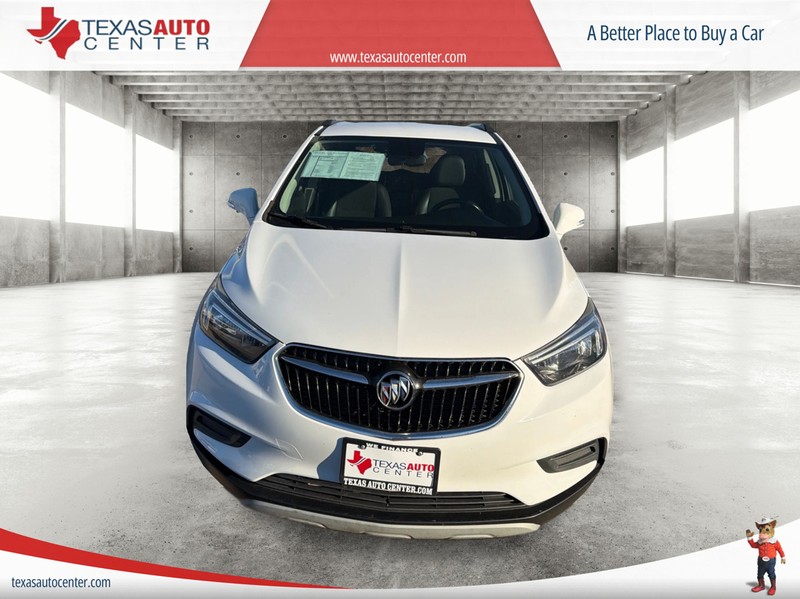 Buick Encore Vehicle Full-screen Gallery Image 03