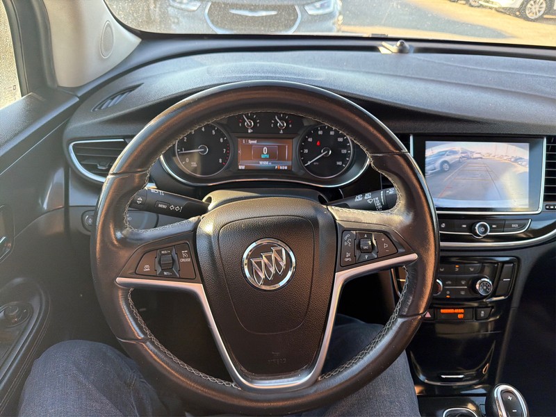 Buick Encore Vehicle Full-screen Gallery Image 14