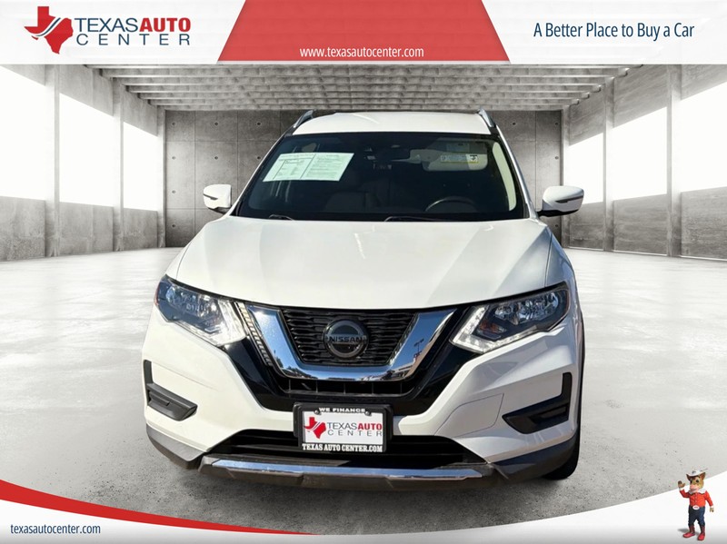 Nissan Rogue Vehicle Full-screen Gallery Image 03