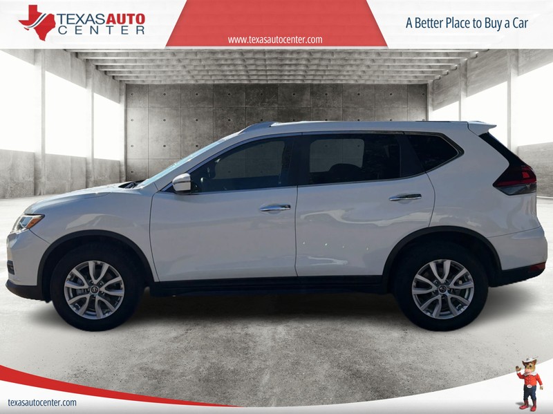 Nissan Rogue Vehicle Full-screen Gallery Image 05