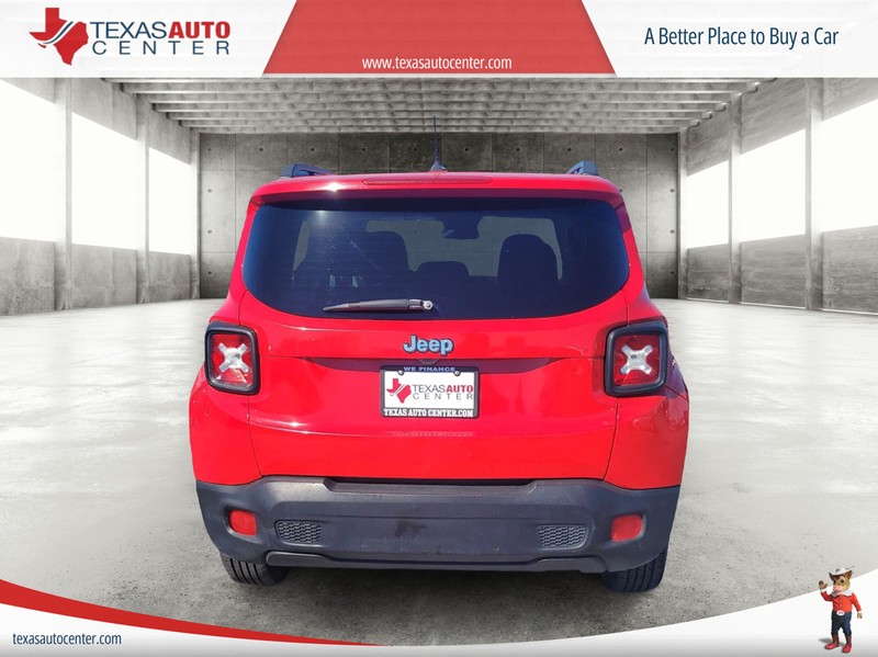 Jeep Renegade Vehicle Full-screen Gallery Image 6