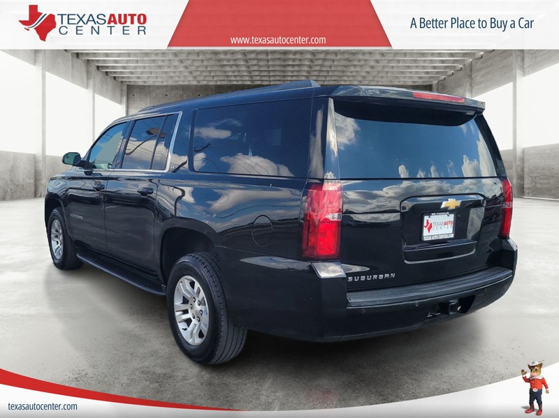 Chevrolet Suburban Vehicle Full-screen Gallery Image 08