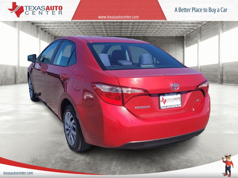 Toyota Corolla Vehicle Full-screen Gallery Image 08