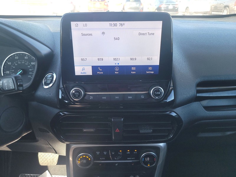 Ford EcoSport Vehicle Full-screen Gallery Image 11