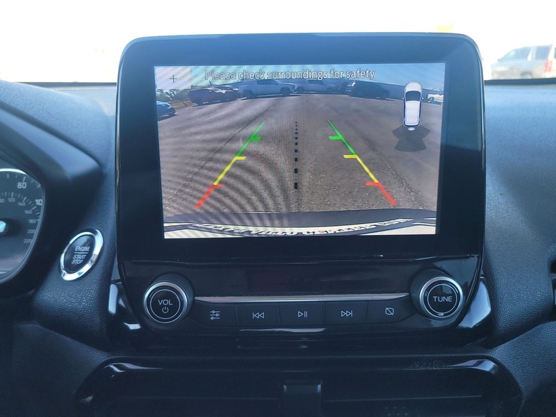 Ford EcoSport Vehicle Full-screen Gallery Image 17