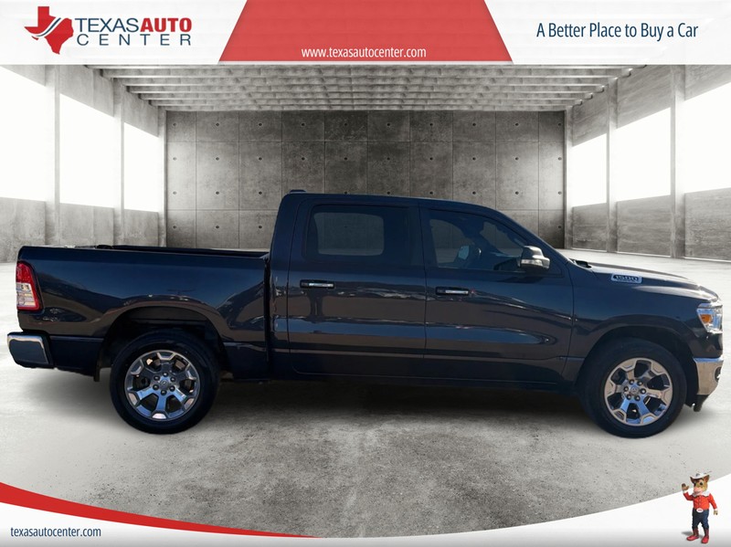 Ram 1500 Vehicle Full-screen Gallery Image 04