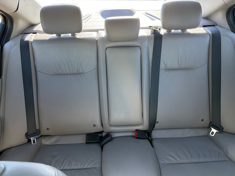 Honda Civic Sedan Vehicle Full-screen Gallery Image 13