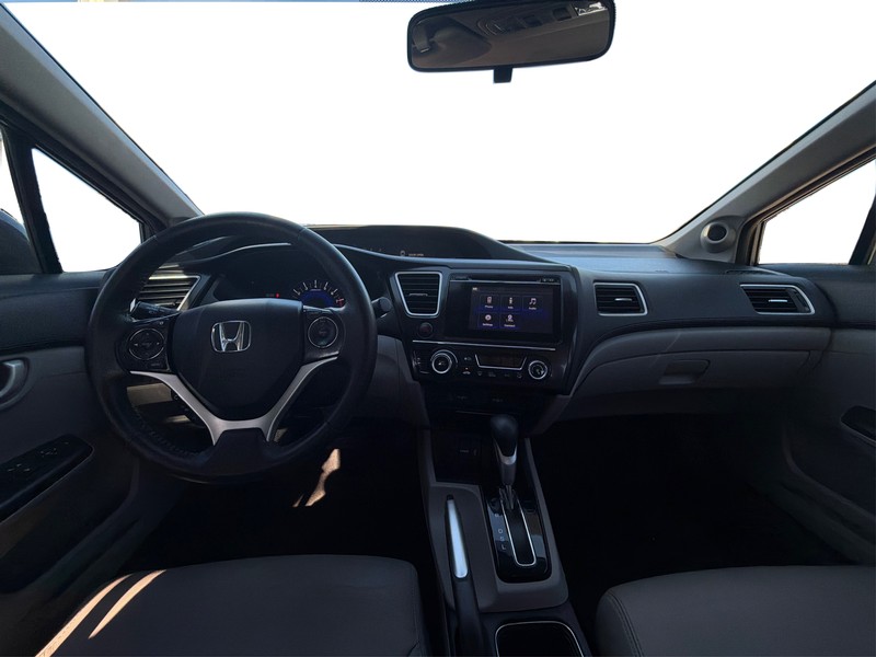 Honda Civic Sedan Vehicle Full-screen Gallery Image 16