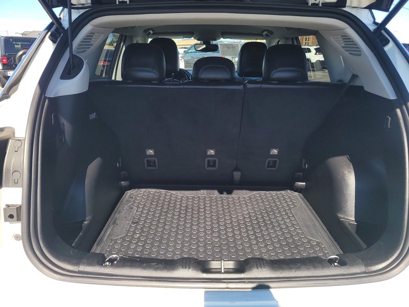 Jeep Compass Vehicle Full-screen Gallery Image 11