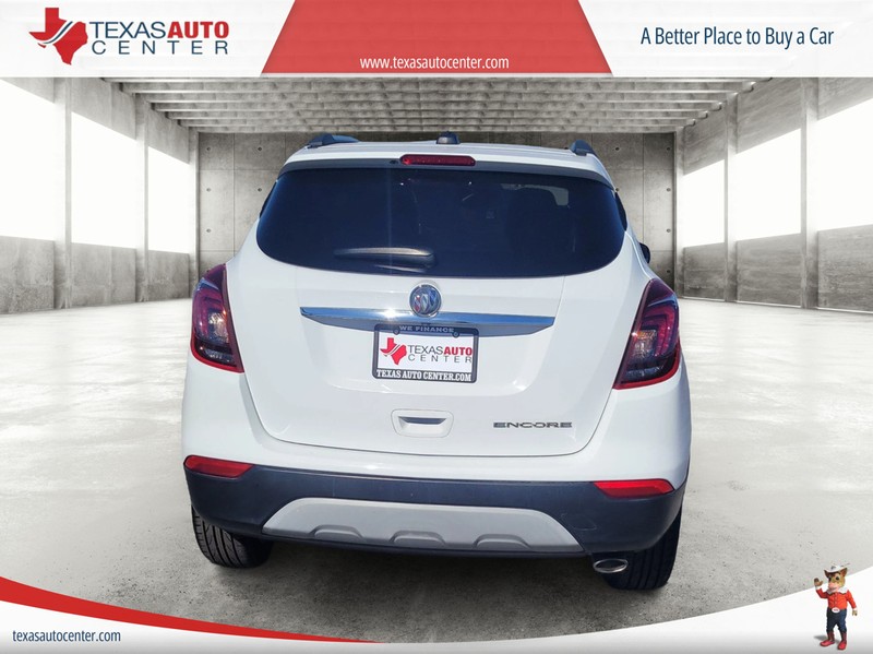 Buick Encore Vehicle Full-screen Gallery Image 06