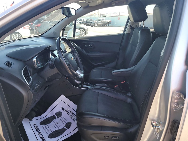 Chevrolet Trax Vehicle Full-screen Gallery Image 09