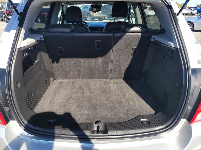 Chevrolet Trax Vehicle Full-screen Gallery Image 11