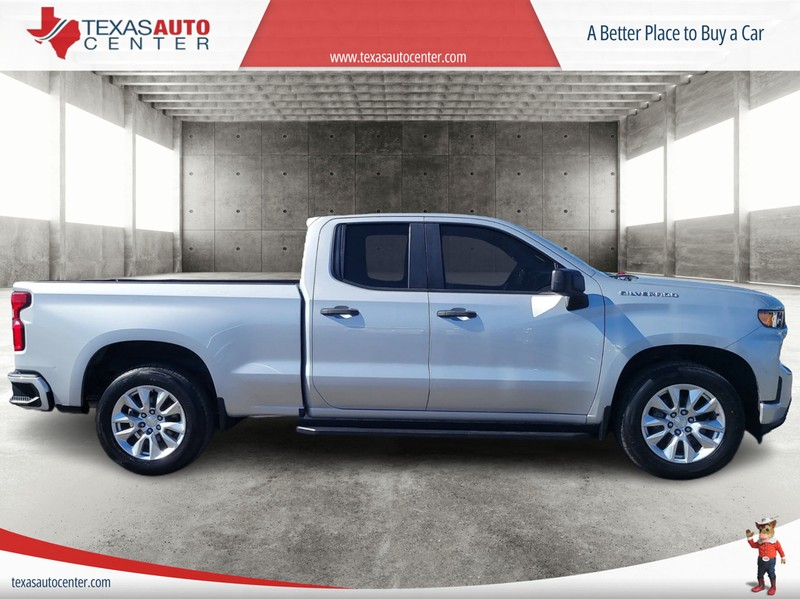 Chevrolet Silverado 1500 Vehicle Full-screen Gallery Image 03