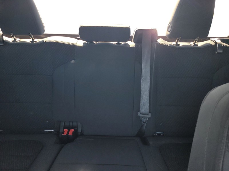 Chevrolet Silverado 1500 Vehicle Full-screen Gallery Image 11