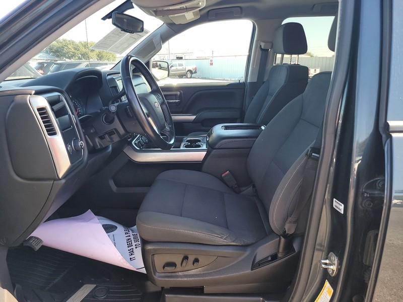 Chevrolet Silverado 1500 Vehicle Full-screen Gallery Image 09