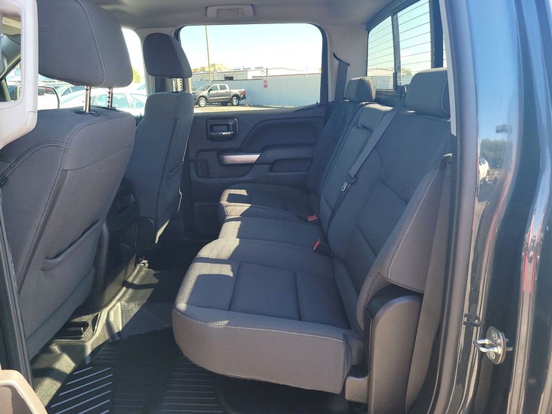 Chevrolet Silverado 1500 Vehicle Full-screen Gallery Image 10