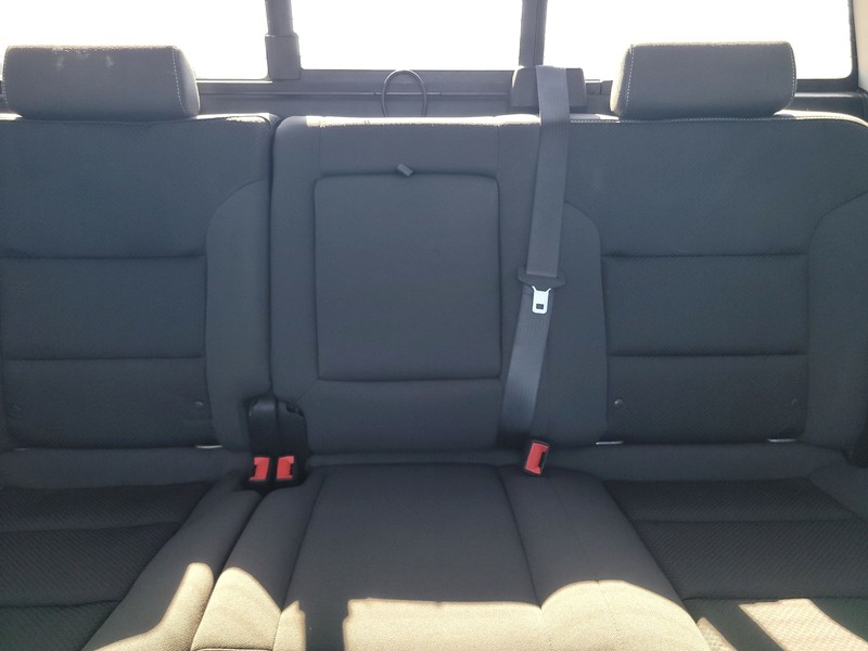 Chevrolet Silverado 1500 Vehicle Full-screen Gallery Image 12