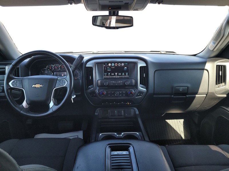 Chevrolet Silverado 1500 Vehicle Full-screen Gallery Image 15