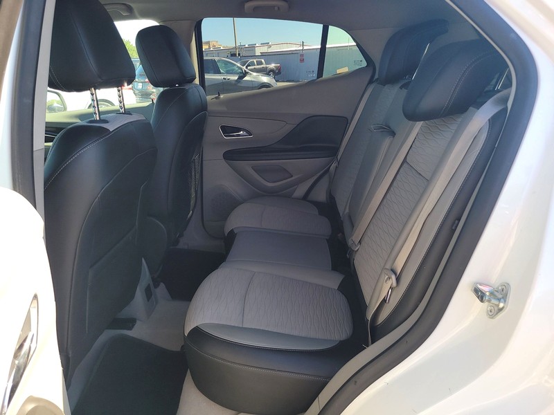 Buick Encore Vehicle Full-screen Gallery Image 8