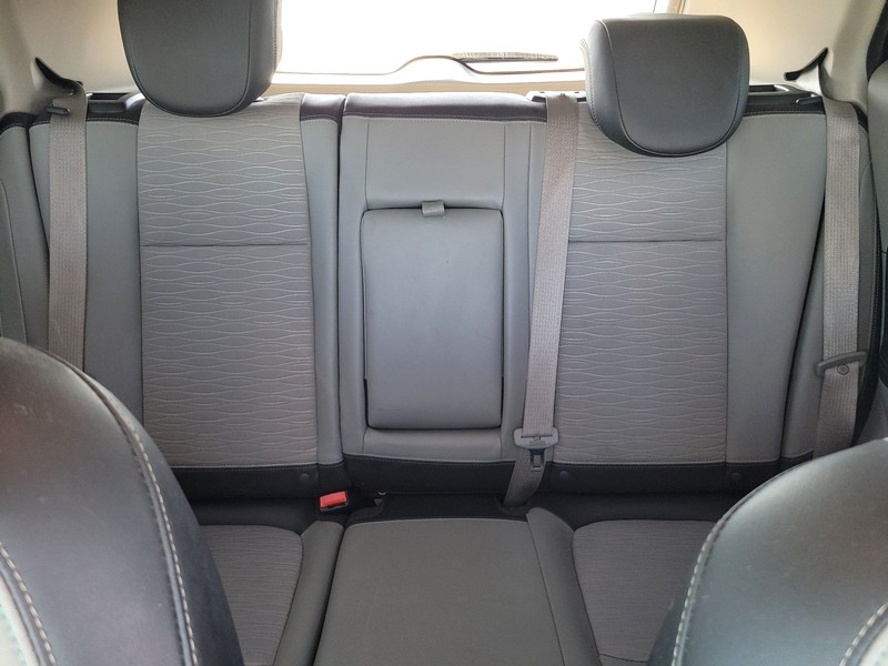 Buick Encore Vehicle Full-screen Gallery Image 11